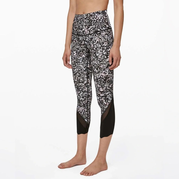 Lululemon Wunder Under Crop II Roll Down Scallop Luxtreme in Floral Spritz Multi - Picture 1 of 15